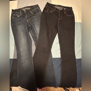 Bundle of Two Old Navy Mid-Rise Curvy Profile Jeans
